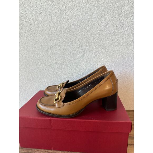 Ferragamo Morgan Tan Leather Loafer Pumps Size 7M w/ Box - Picture 3 of 3